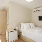 The Loft 3*