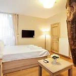 The Loft Otel 3*