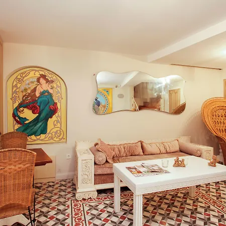 The Loft מלון