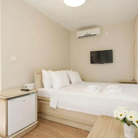 The Loft מלון